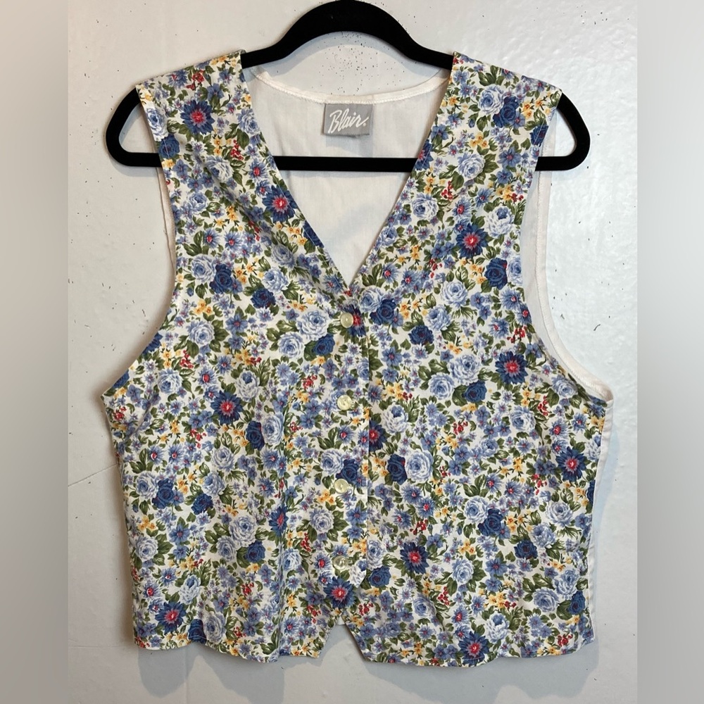 Vintage Blair Vest Womens M White Blue Floral Cottagecore Modest Boho Buttons